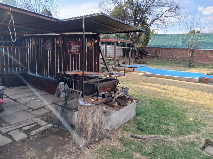 4 Bedroom Property for Sale in Ladybrand Free State